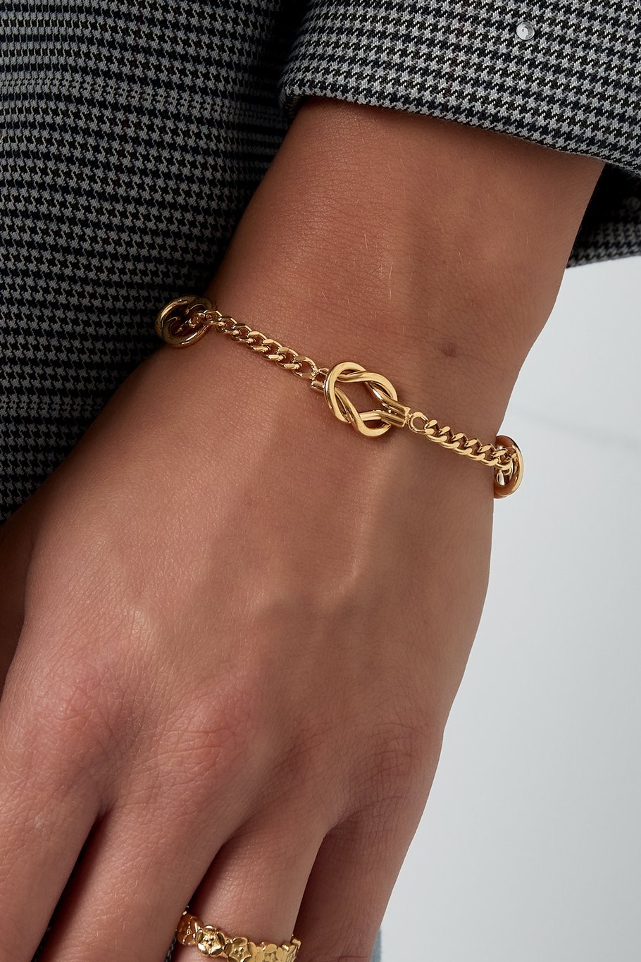 KNOT OF LOVE BRACELET